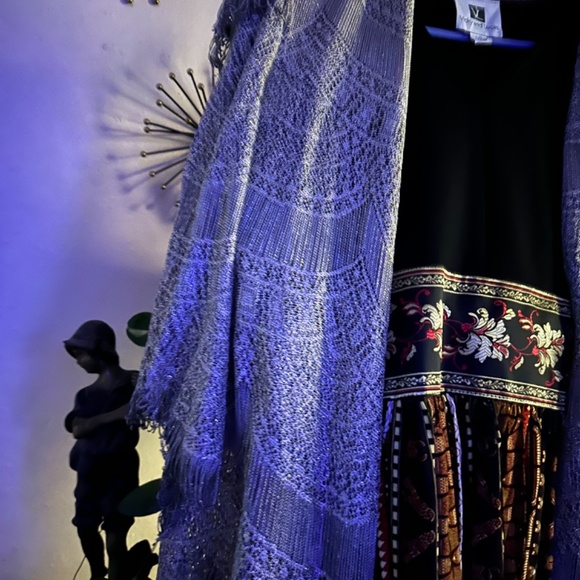 Damianou Vtg Cover Elegant Fringed Metallic Med - Picture 9 of 9